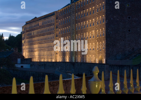 New Lanark, ancien moulin rénové les bâtiments, site du patrimoine mondial, le Lanarkshire, Écosse, Royaume-Uni, Europe Banque D'Images