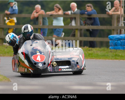 Formula 2 Racing Sidecar à Oliver's Mount Road Racing Circuit Scarborough North Yorkshire, Angleterre.UK.fr. Banque D'Images