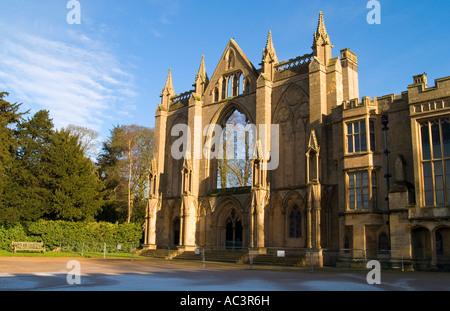 L'Ouest avant de Newstead Abbey sur un matin d'hiver dans la région de Lancashire, Royaume-Uni Banque D'Images