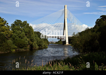 Nouveau pont Boyne Irlande Drogheda Banque D'Images