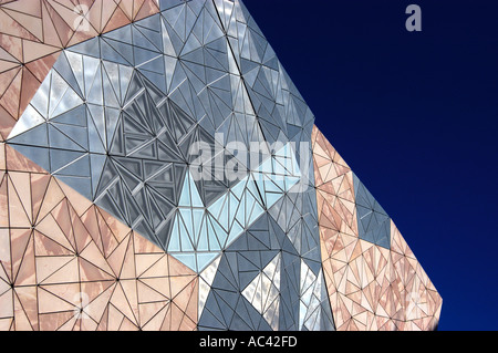 Federation Square Victoria Melbourne Australie commémore le centenaire de la fédération des états de l'Australie a ouvert ses portes en 2001 Banque D'Images