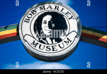 Signe pour le Bob Marley Museum Kingston Jamaïque Banque D'Images