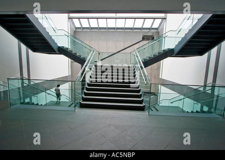 Escalier autoportant Suzhou Museum conçu par IM Pei Suzhou Chine Banque D'Images