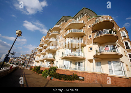 Nouveaux appartements de luxe, Battersea Reach, Londres Banque D'Images