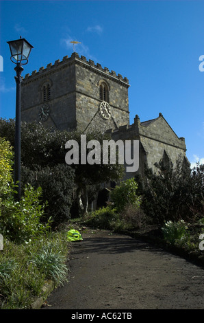 Église Saint Oswalds dans Rochester North Yorkshire England Royaume-Uni U K Grande-bretagne fondée en l'an 1180 par les moines de Banque D'Images