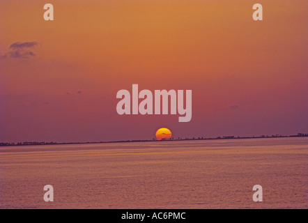 Coucher de soleil sur BANGARAM ISLAND Banque D'Images