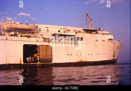 SULTAN TIPPU MV navire ancré sur OUTSER KALPENI HORS MER Banque D'Images
