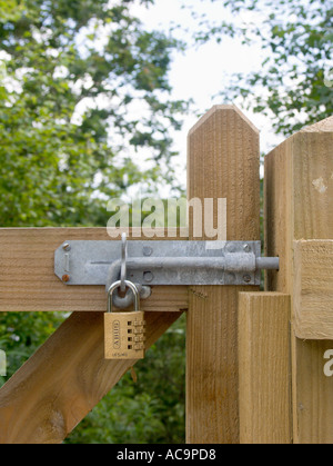 Cadenas sur la campagne Banque D'Images