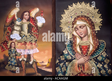 Art religieux en vente dans une boutique - Cuzco Cuzco, Pérou Banque D'Images