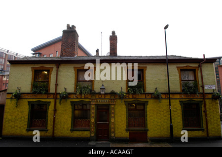 Pev pub peveril of the peak public house Manchester Manchester traditionnels protégés d'origine détails bâtiment architecture histo Banque D'Images