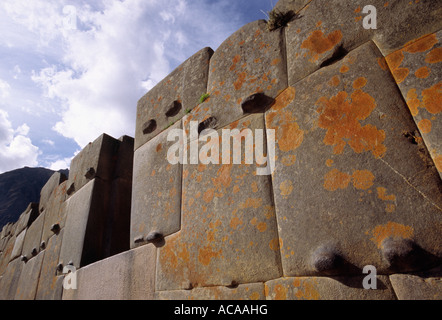 Temple de l'Inca - Ollantaytambo Urubamba, PÉROU Banque D'Images