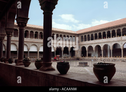 Iglesia de Santo Domingo - CUSCO, PÉROU Banque D'Images