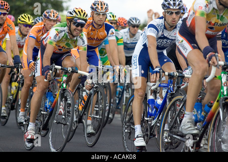 Les coureurs du Tour de France sur une scène en Alsace à proximité de Sigolsheim France Banque D'Images
