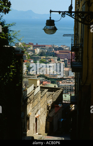 Italie Naples vue sur la ville en direction de la baie de Naples Banque D'Images