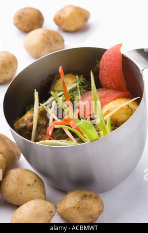 Close-up d'un plat de pommes de terre servies dans un bol Banque D'Images