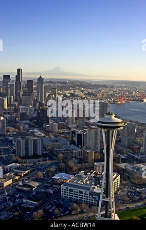 Photo aérienne de Seattle et la tour Space Needle Seattle WA Banque D'Images