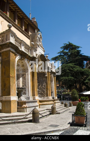 Frascati, lazio, Italie. Fontaine monumentale de la Piazza San Pietro Banque D'Images