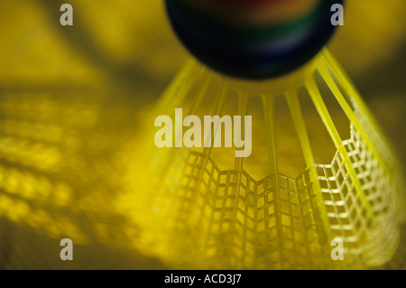 Close up of volant birdie sur sunset light raquette Banque D'Images