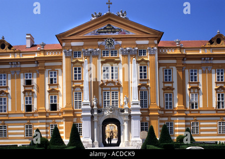 Monastère Stift Melk Abbaye Bénédictine autrichienne Autriche Histoire Historique Centre de l'église Banque D'Images