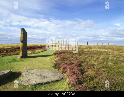 dh Pierre sur pied néolithique ANNEAU DE BRODGAR ORKNEY Orkneys patrimoine mondial de l'unesco royaume-uni âge bronze site ancien Banque D'Images