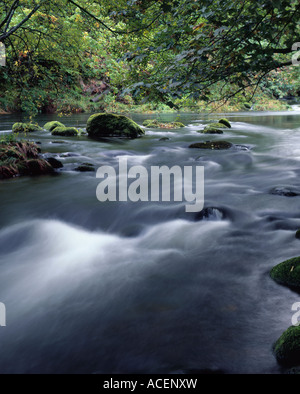 La rivière Brathay à Torver pont dans le Parc National de Lake District Banque D'Images