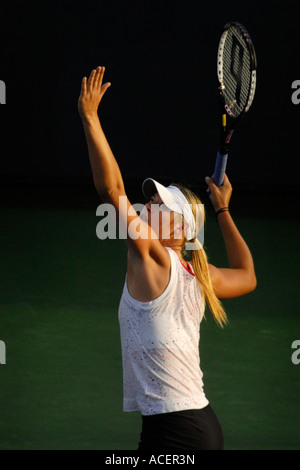 Maria Sharapova, ses pratiques au cours de la 2007 Frais généraux Pacific Life Open, Indian Wells, en Californie. Banque D'Images