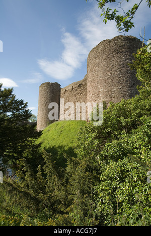 La tour sud-ouest et murs rideaux Château Blanc Monmouthshire au Pays de Galles UK Banque D'Images