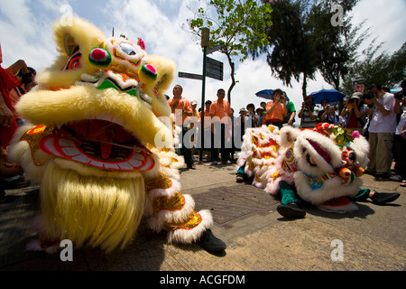 Dragon Dancer Cheung Chau Island Festival Bun chinois de Hong Kong Banque D'Images