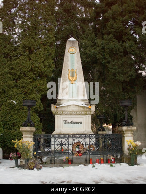 Tombe de Beethoven à Vienne cimetière central Zentralfriedhof Banque D'Images