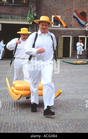 Marché aux fromages d'Alkmaar Banque D'Images