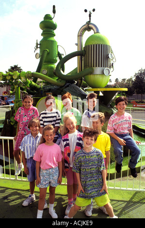 Enfants à la machine près de slime Nickelodeon à Universal Studios à Orlando en Floride Banque D'Images