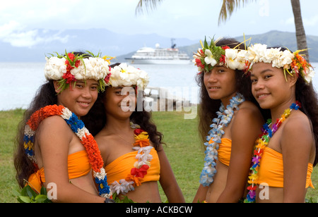 L'île de Kioa Fidji danseuses sur mélanésie insulaire du Pacifique sud Banque D'Images