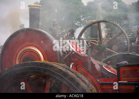 Moteur à vapeur - Rallye montrant fumeurs roues fly-moteurs a commencé peu après, en Écosse. Banque D'Images