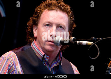 Frankie Gavin célèbre musicien traditionnel irlandais jouer live Banque D'Images