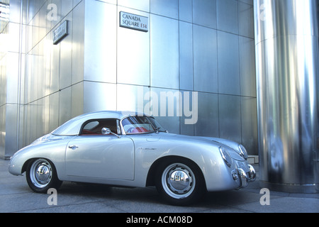 Speedster Porsche au Canada tour Docklands Londres Banque D'Images