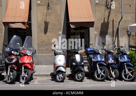 Les motos à Florence Juillet 2007 Banque D'Images