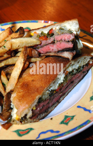 Restaurant Zocalo Sabana steak sandwich dans NYC Banque D'Images