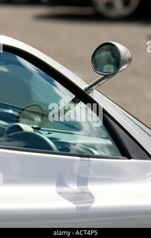 Pagani Zonda S supercar wing mirror sur vitre Banque D'Images