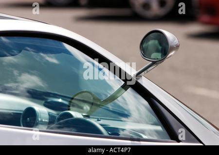 Pagani Zonda S supercar wing mirror sur vitre Banque D'Images