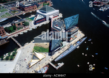 Vue aérienne de Baltimore Inner Harbor et Aquarium National de Baltimore Maryland USA Banque D'Images