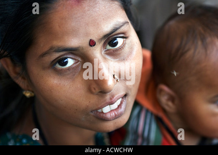 La mère et l'enfant Delhi Inde Banque D'Images