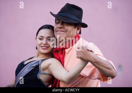 Couple de danseurs de tango Buenos Aires Argentine Banque D'Images