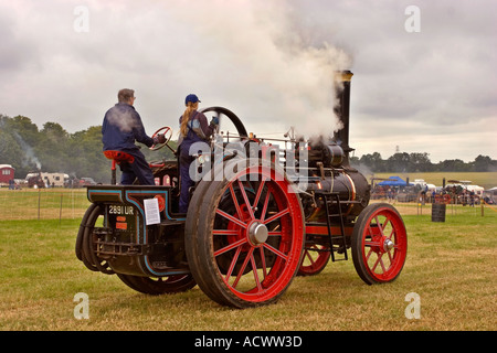 Moteur de traction à vapeur entre 2 lacs juste. Utilisez UNIQUEMENT ÉDITORIALE Banque D'Images