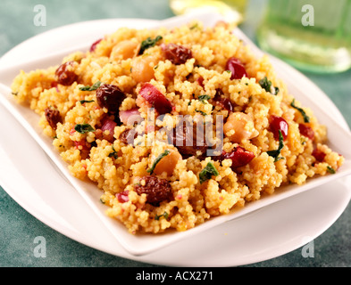 Salade de couscous marocain Banque D'Images
