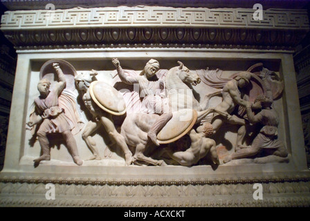 Istanbul, Musée d'archéologie, détail de la bataille le sarcophage d'Alexandre le Grand à partir du dernier trimestre de 4ème siècle avant notre ère Banque D'Images