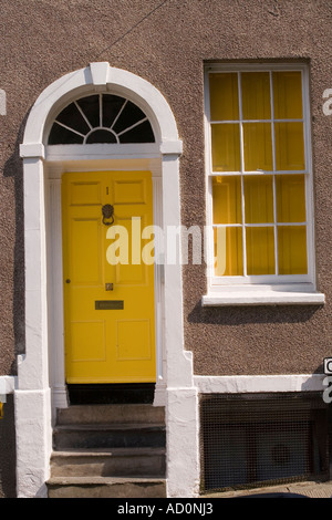 Bristol Angleterre Queens Parade Georgian House porte et fenêtre Banque D'Images