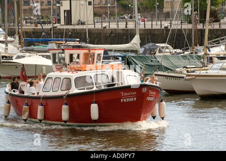 UK Angleterre Bristol Harbor ferry taureau Banque D'Images