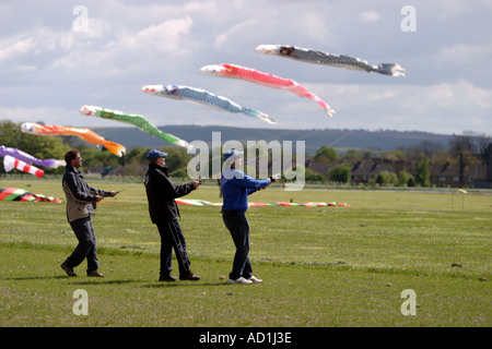 Équipe de cerf-volants à un festival du cerf-volant Banque D'Images