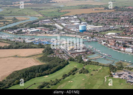 Vue aérienne de la rivière Arun à Littlehampton, West Sussex, UK Banque D'Images