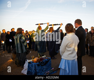 Cérémonie de mariage Mariage païen au Pays de Galles, Royaume-Uni Banque D'Images